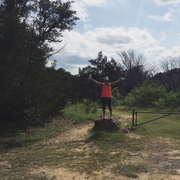 Hi I’m Kim! 💗 - Picture 2 of 2